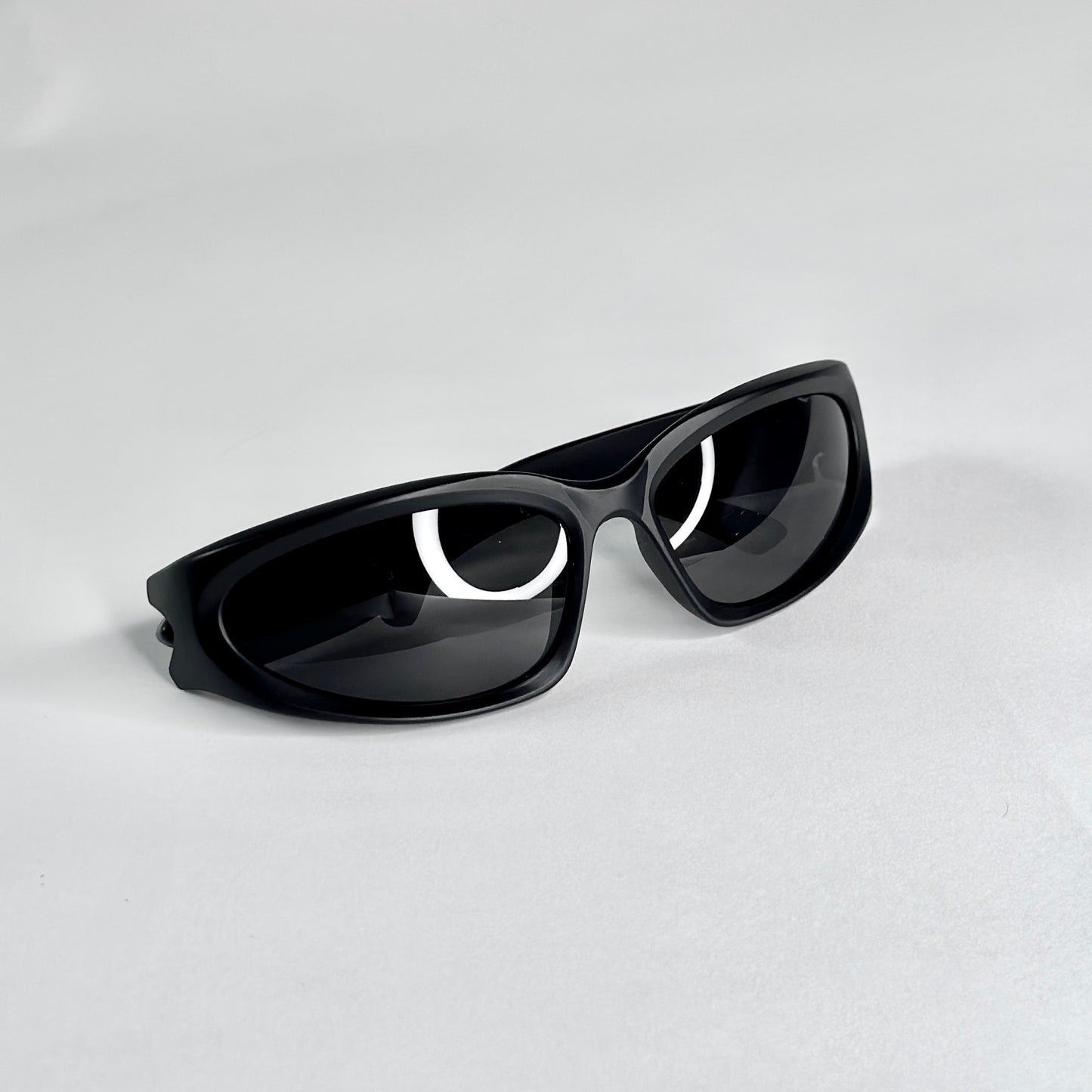 Y2K Black Flare Sunglasses