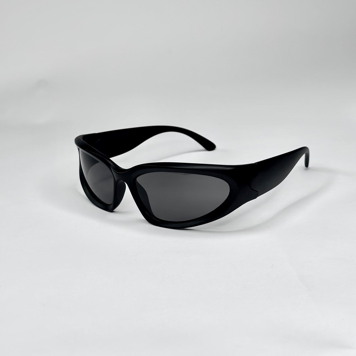 Y2K Black Flare Sunglasses