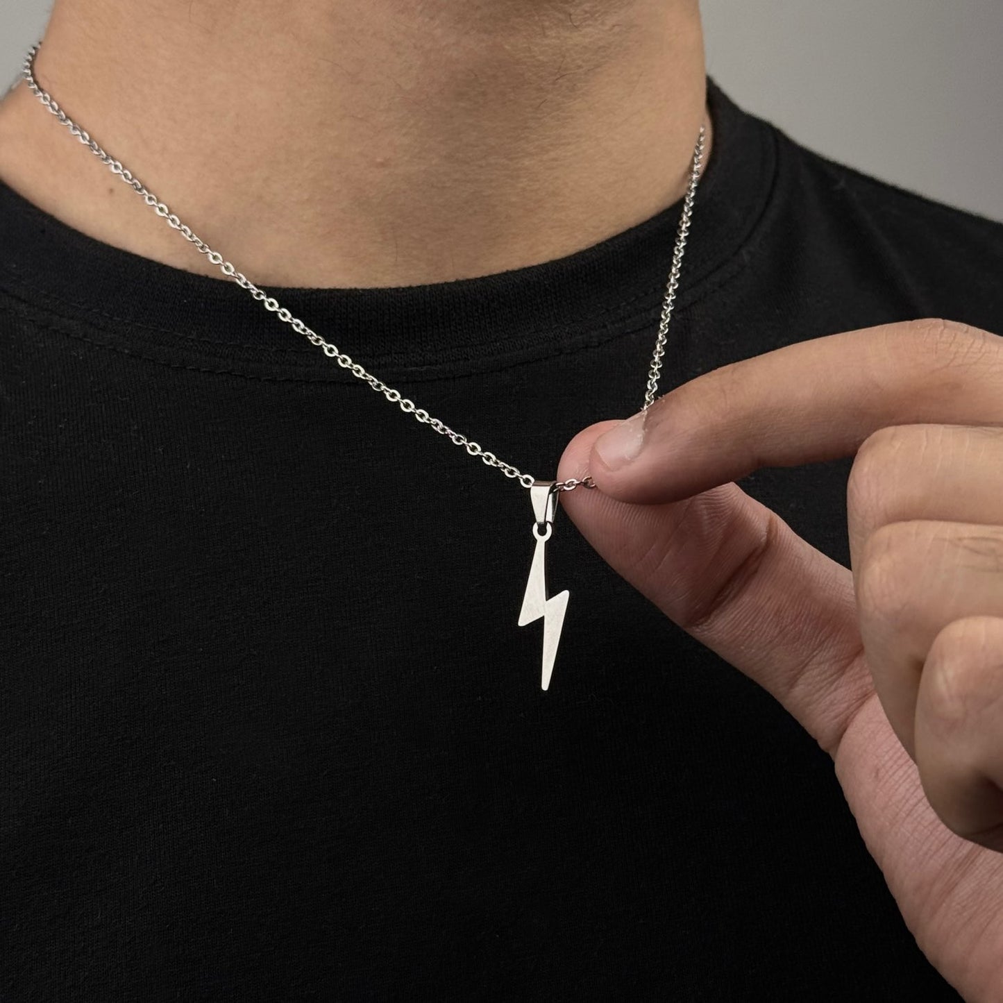 Flash Pendant Necklace
