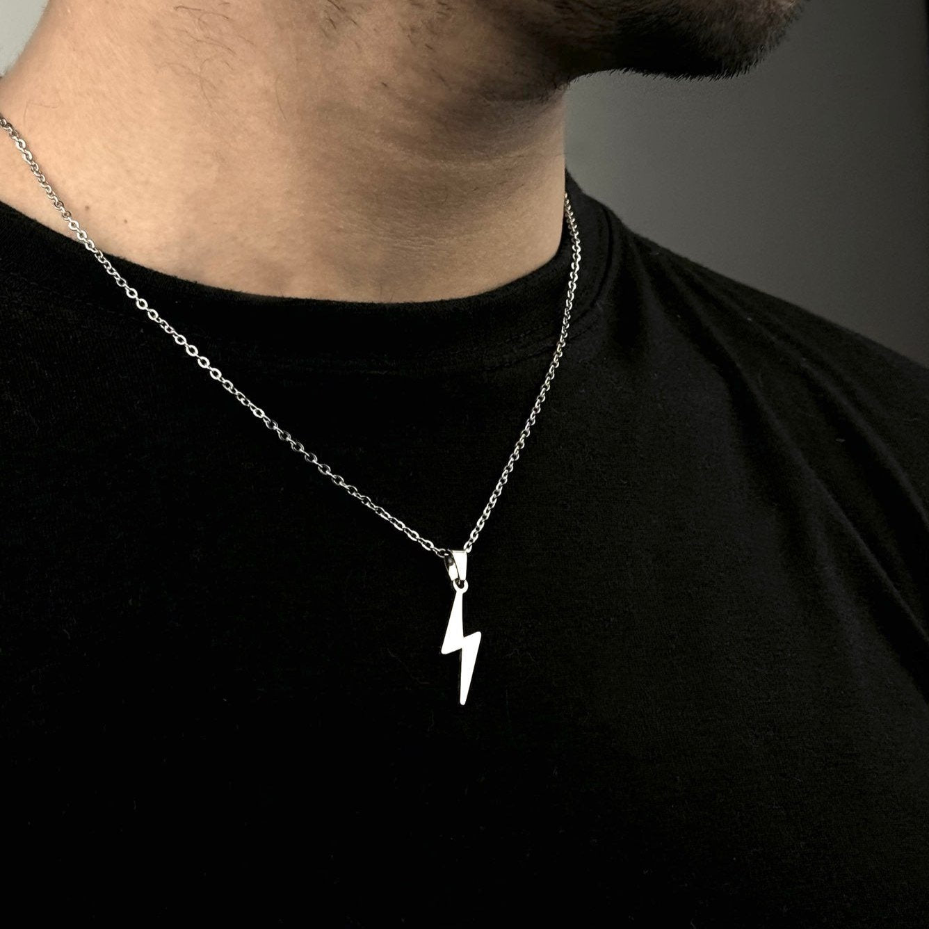 Flash Pendant Necklace
